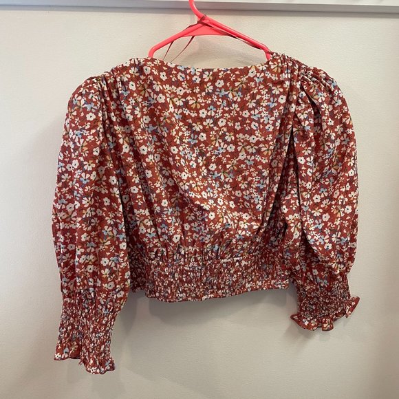 VICI Floral Crop Top - Picture 2 of 2